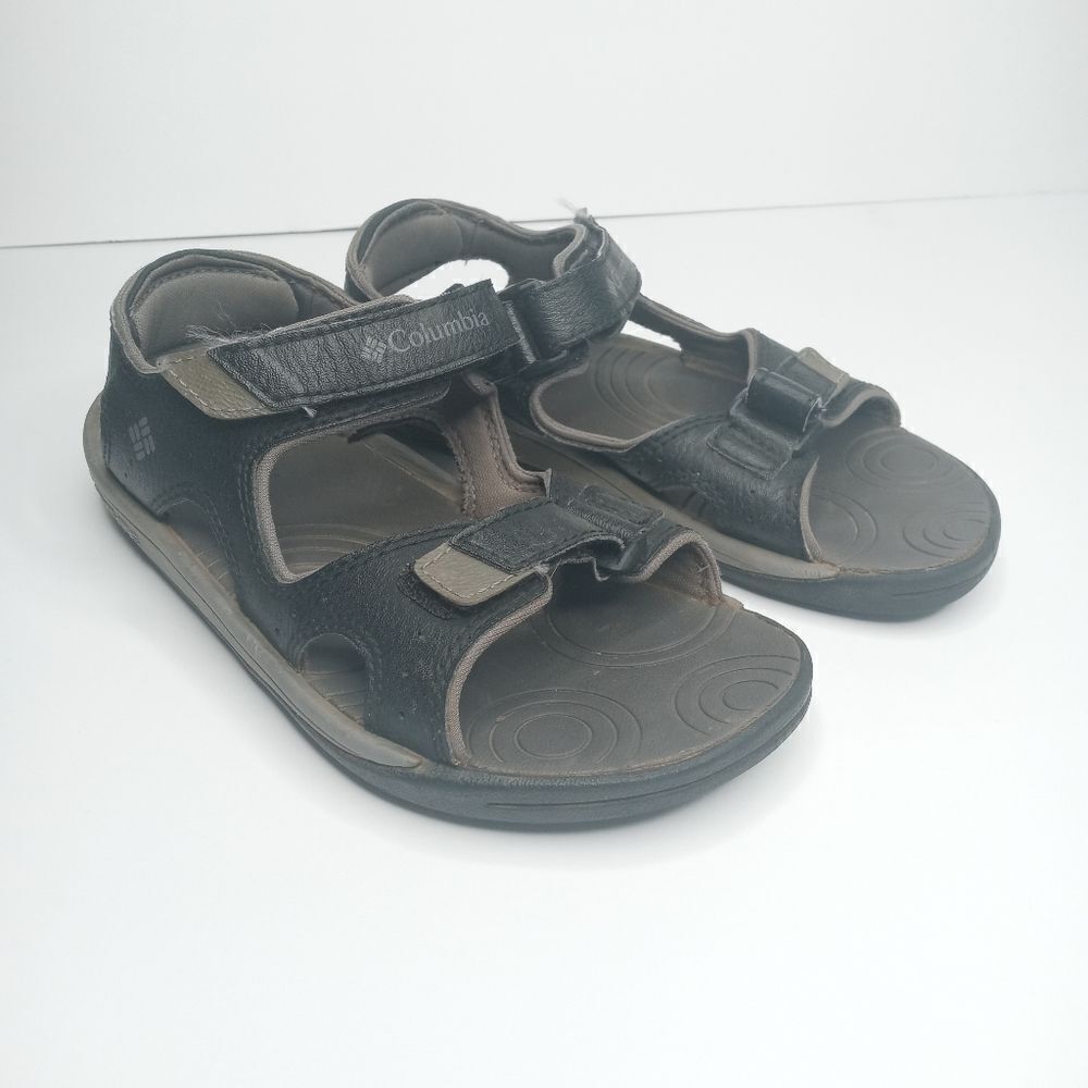 Columbia boys sandals size 2